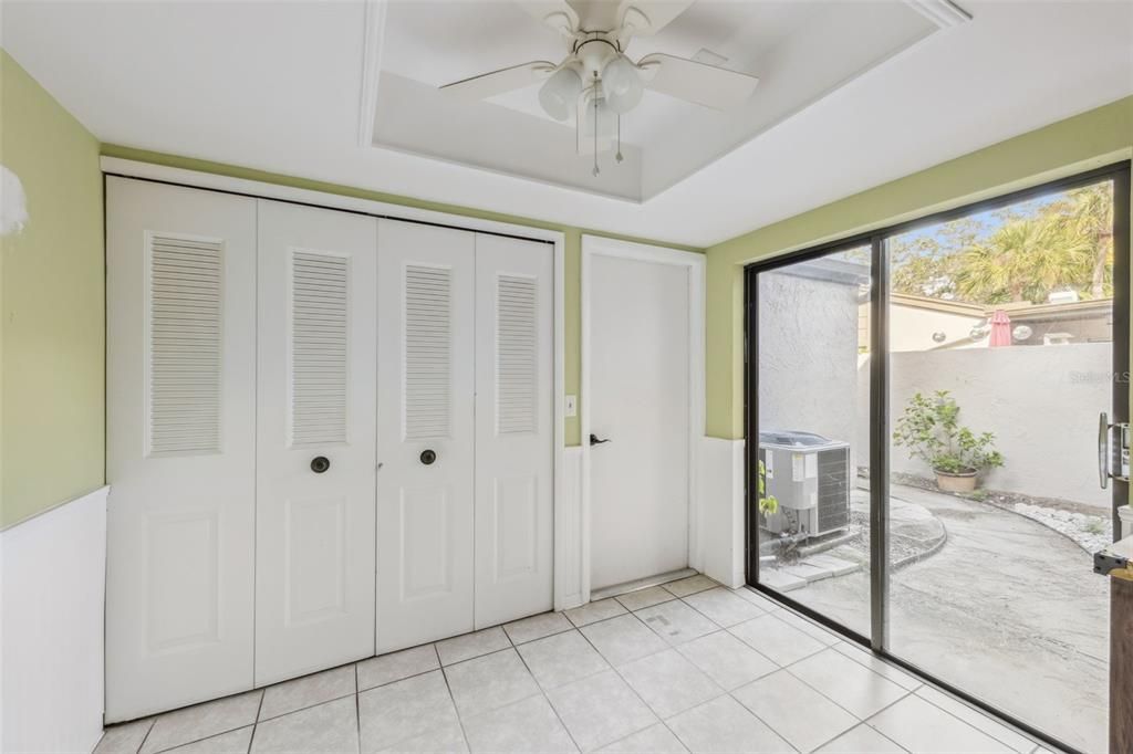 На продажу: $299,000 (3 спален, 3 ванн, 1793 Квадратных фут)