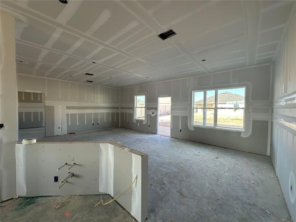 For Sale: $366,150 (5 beds, 3 baths, 2686 Square Feet)