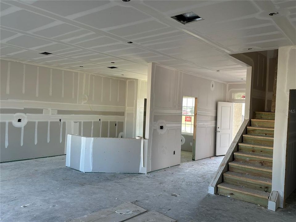 For Sale: $366,150 (5 beds, 3 baths, 2686 Square Feet)