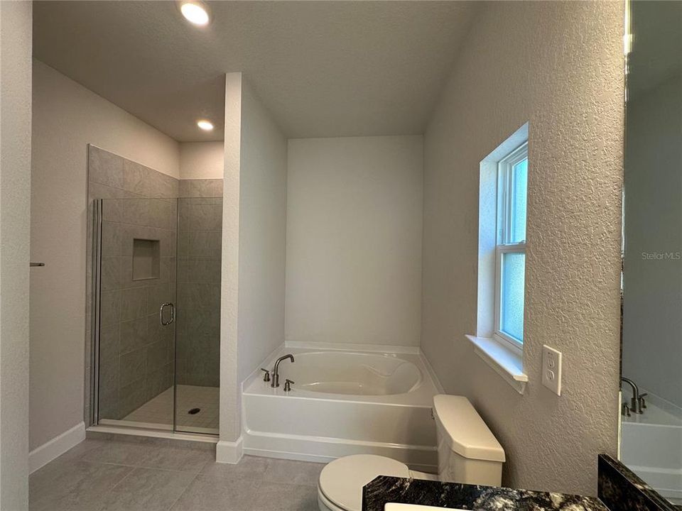 For Sale: $366,150 (5 beds, 3 baths, 2686 Square Feet)