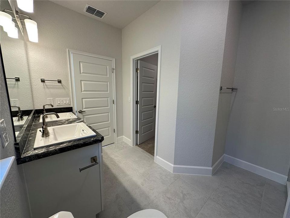 For Sale: $366,150 (5 beds, 3 baths, 2686 Square Feet)