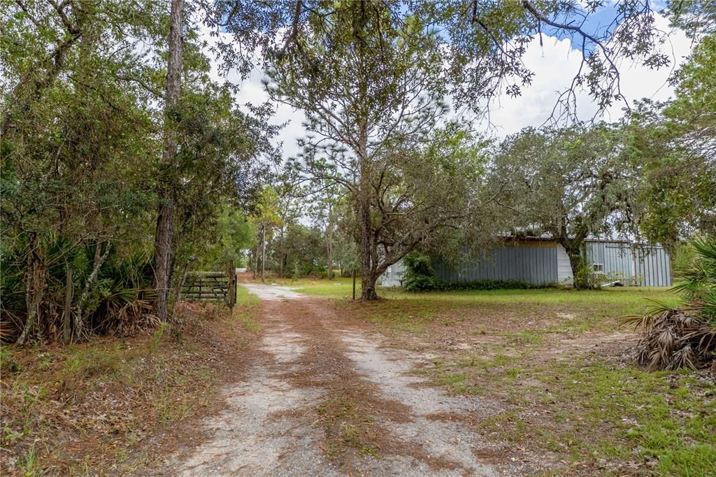 待售: $550,000 (4 贝兹, 2 浴室, 1288 平方英尺)