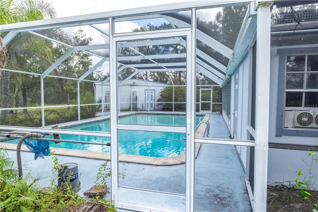 待售: $550,000 (4 贝兹, 2 浴室, 1288 平方英尺)