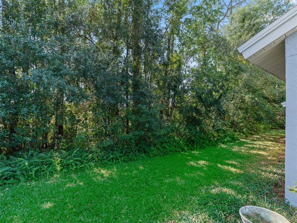 Active With Contract: $160,000 (2 beds, 2 baths, 1253 Square Feet)