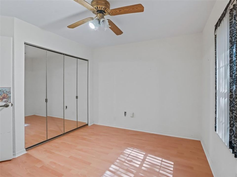 Active With Contract: $160,000 (2 beds, 2 baths, 1253 Square Feet)