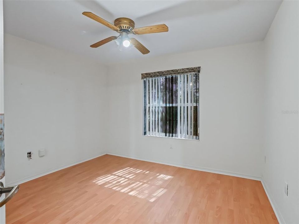 Active With Contract: $160,000 (2 beds, 2 baths, 1253 Square Feet)