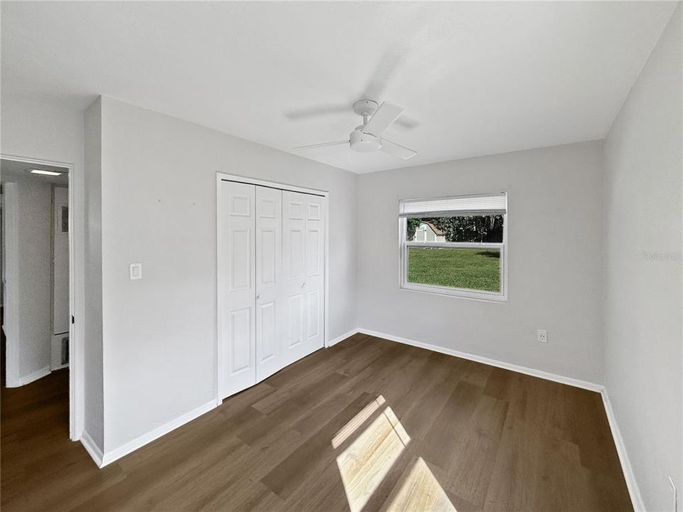 For Rent: $2,270 (3 beds, 1 baths, 942 Square Feet)