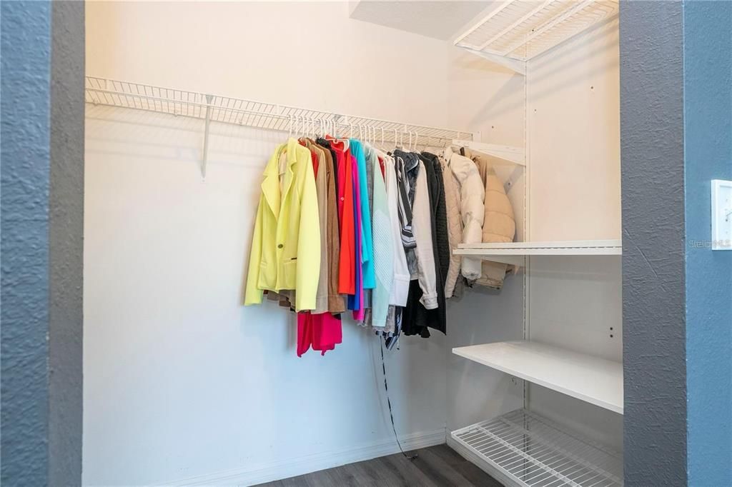 For Sale: $159,000 (2 beds, 2 baths, 1159 Square Feet)