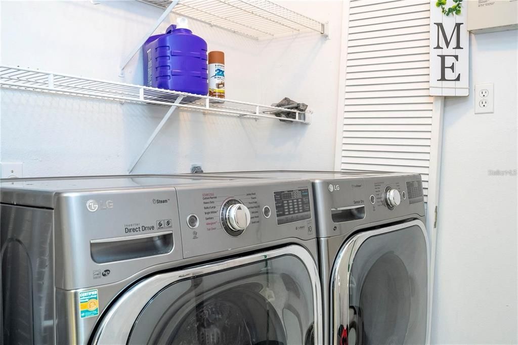 For Sale: $159,000 (2 beds, 2 baths, 1159 Square Feet)