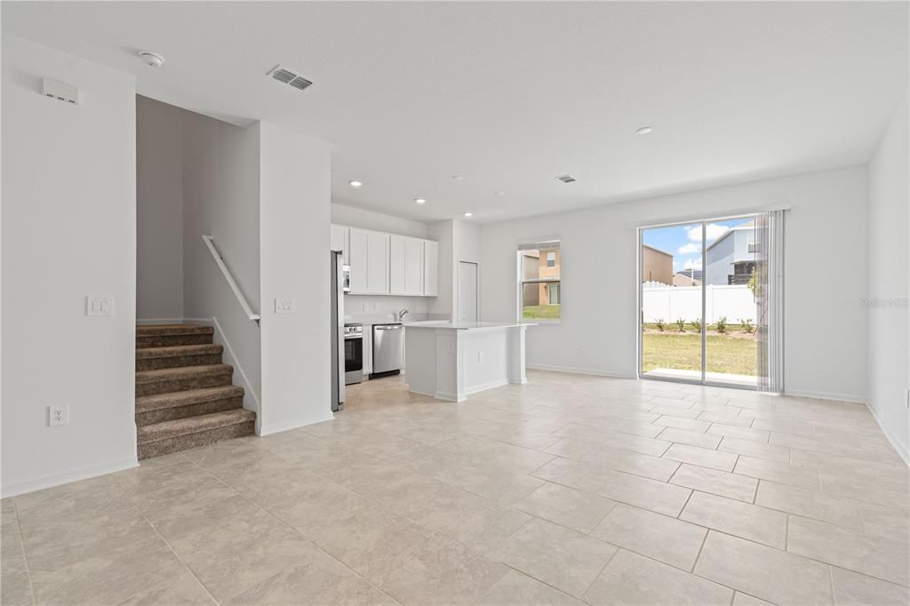 出租: $1,890 (3 贝兹, 2 浴室, 1738 平方英尺)