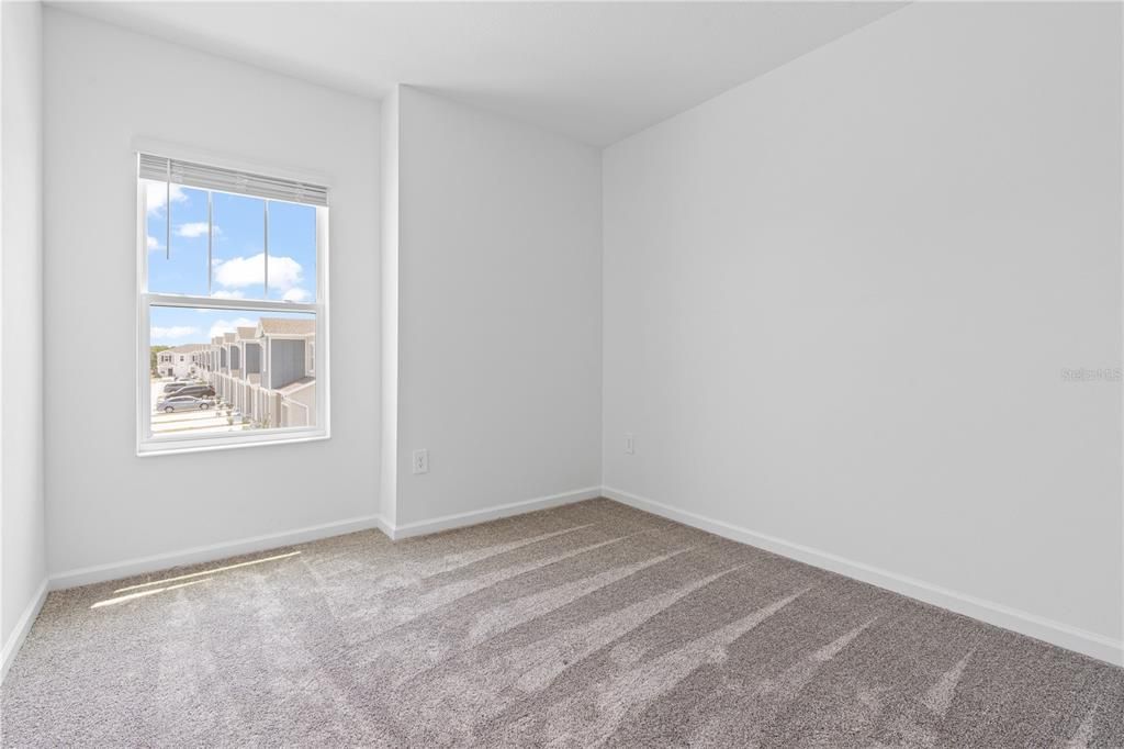 出租: $1,890 (3 贝兹, 2 浴室, 1738 平方英尺)