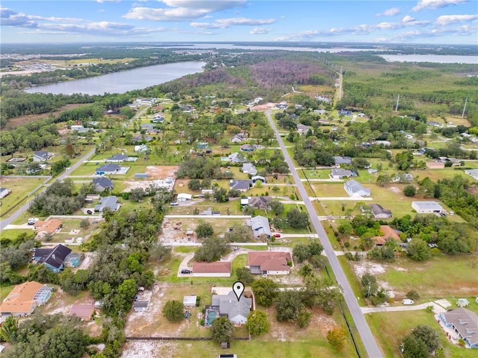 Под контрактом: $575,000 (3 спален, 2 ванн, 1872 Квадратных фут)