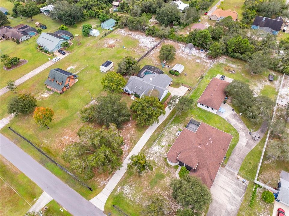 Под контрактом: $575,000 (3 спален, 2 ванн, 1872 Квадратных фут)