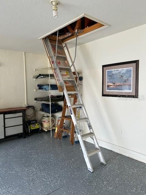 For Sale: $224,900 (2 beds, 2 baths, 1420 Square Feet)