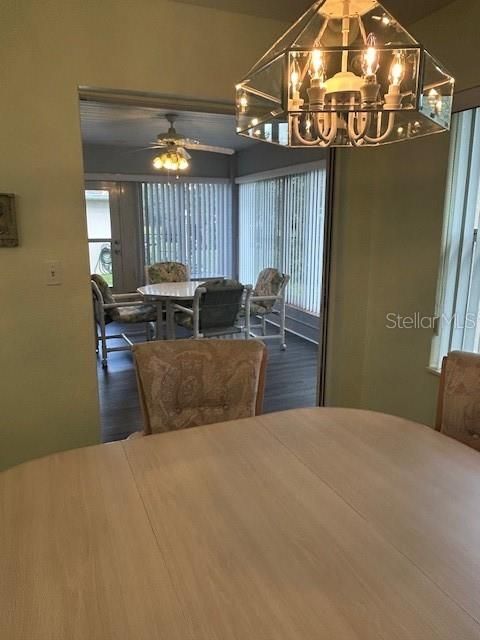 For Sale: $224,900 (2 beds, 2 baths, 1420 Square Feet)