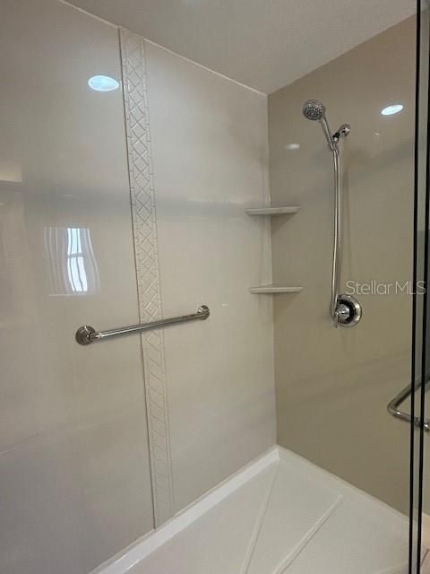 For Sale: $224,900 (2 beds, 2 baths, 1420 Square Feet)