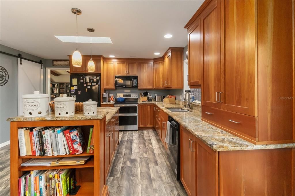 For Sale: $650,000 (4 beds, 2 baths, 2608 Square Feet)