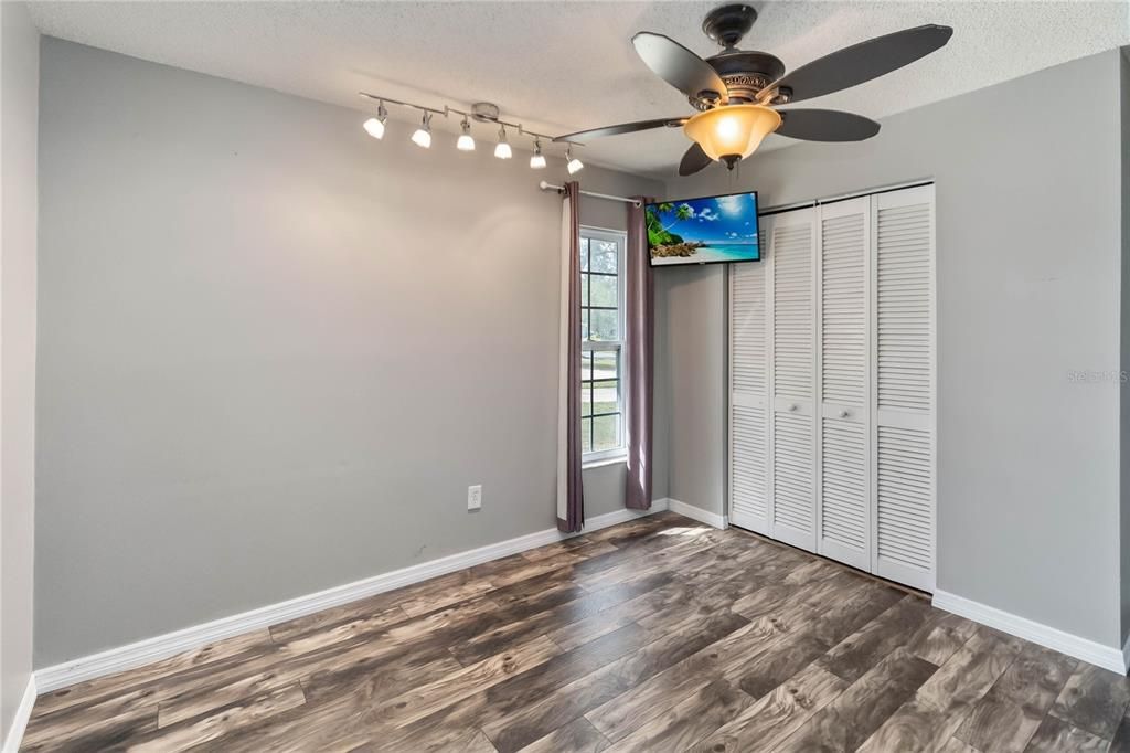 For Sale: $650,000 (4 beds, 2 baths, 2608 Square Feet)