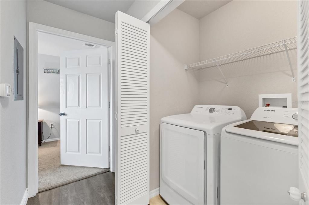 For Sale: $299,900 (3 beds, 2 baths, 1316 Square Feet)