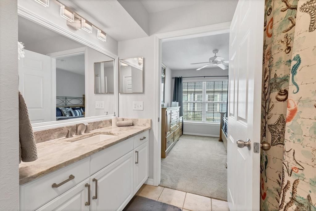 For Sale: $299,900 (3 beds, 2 baths, 1316 Square Feet)