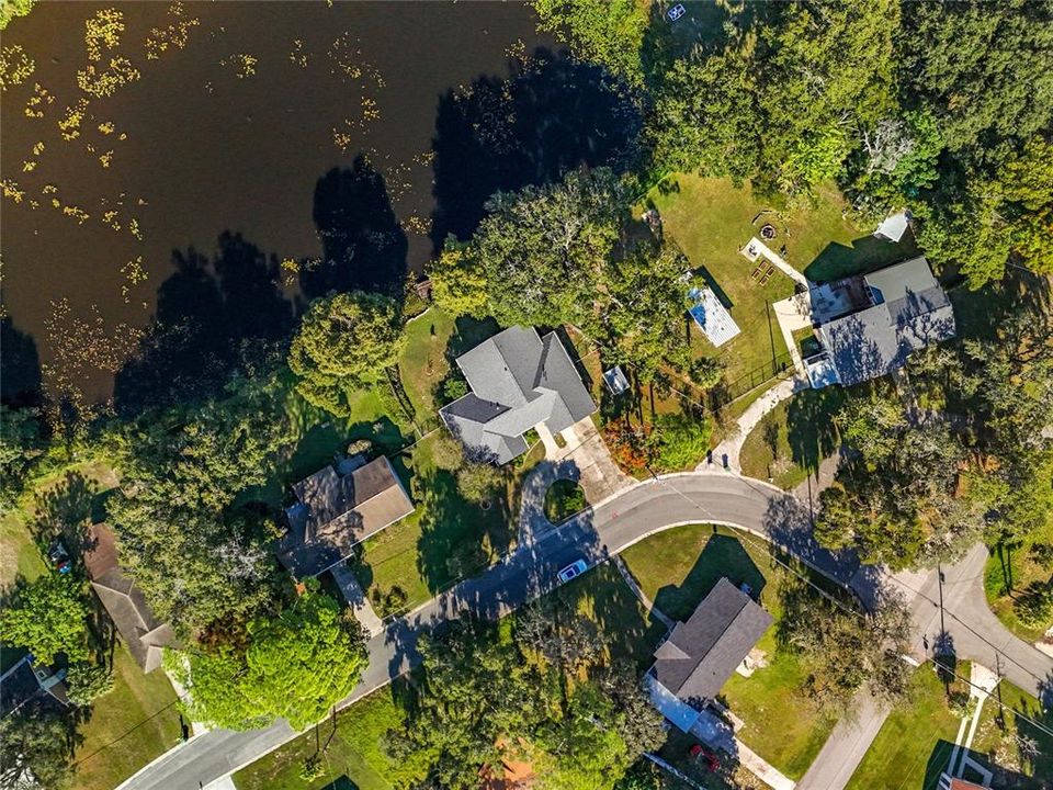 Active With Contract: $288,000 (3 beds, 2 baths, 1749 Square Feet)