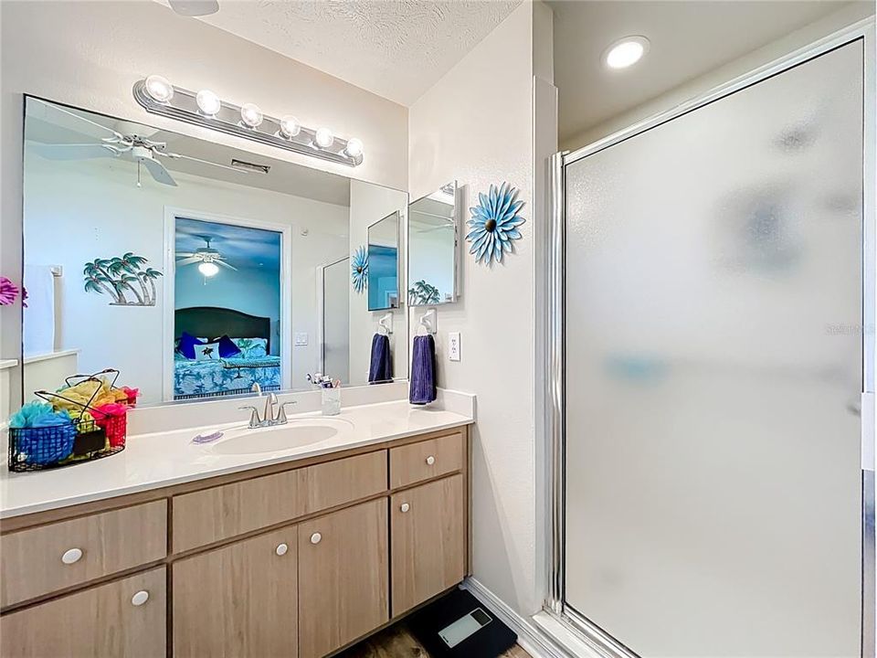 Active With Contract: $288,000 (3 beds, 2 baths, 1749 Square Feet)