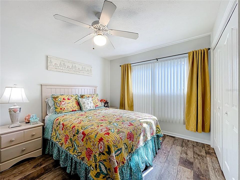 Active With Contract: $288,000 (3 beds, 2 baths, 1749 Square Feet)