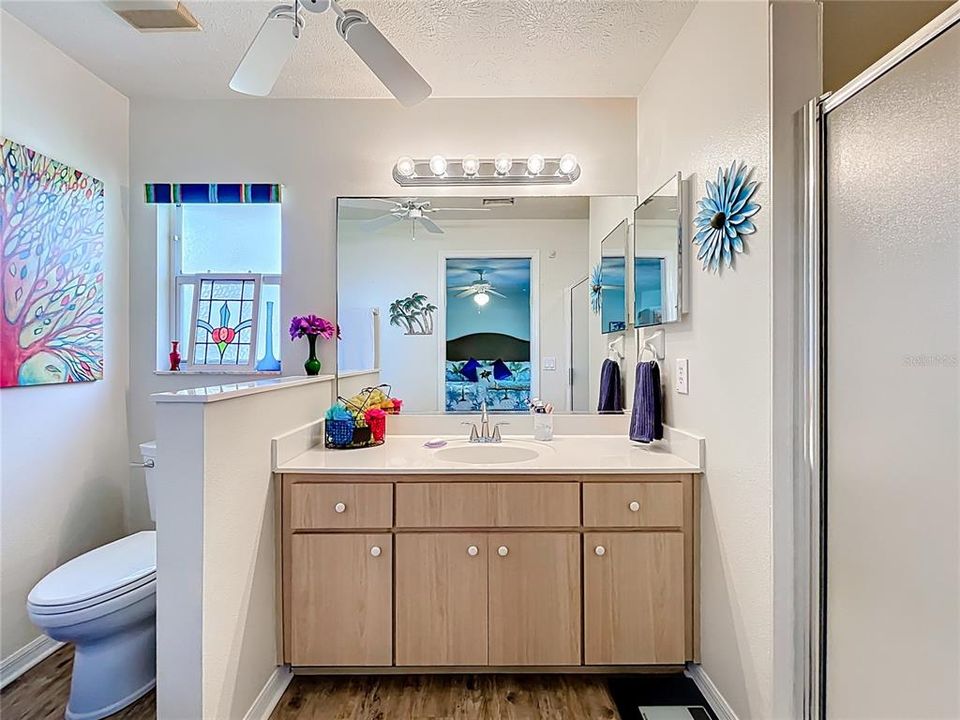 Active With Contract: $288,000 (3 beds, 2 baths, 1749 Square Feet)