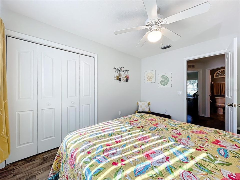 Active With Contract: $288,000 (3 beds, 2 baths, 1749 Square Feet)