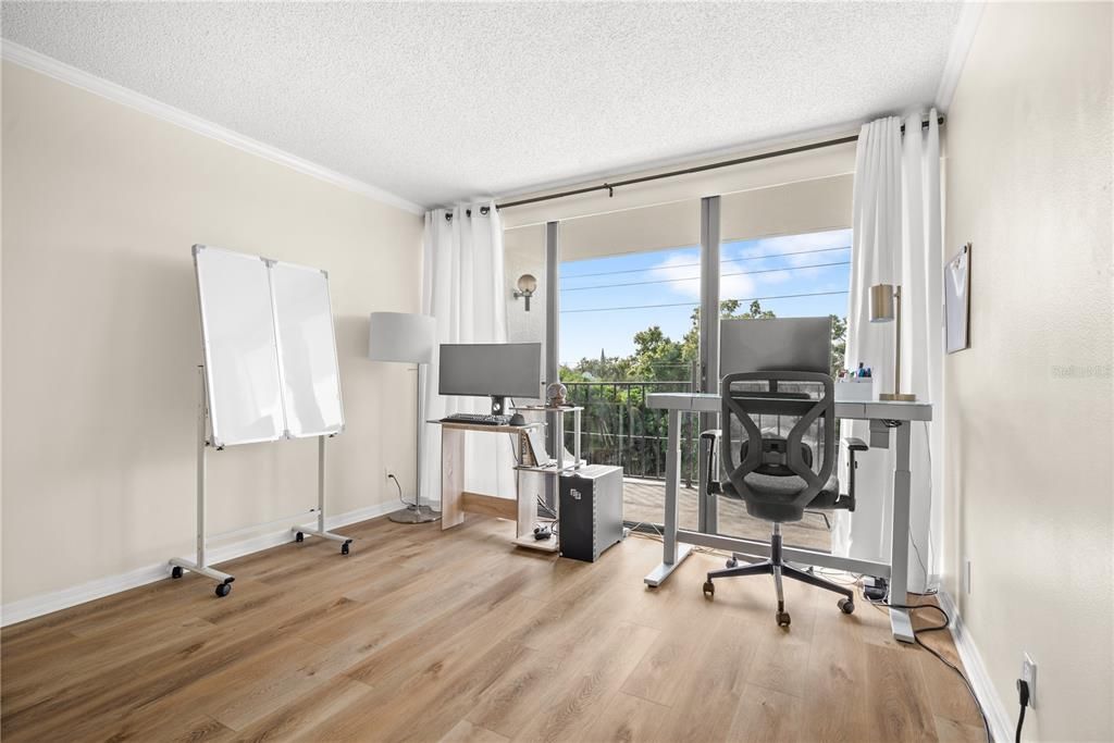 На продажу: $315,000 (2 спален, 2 ванн, 1032 Квадратных фут)