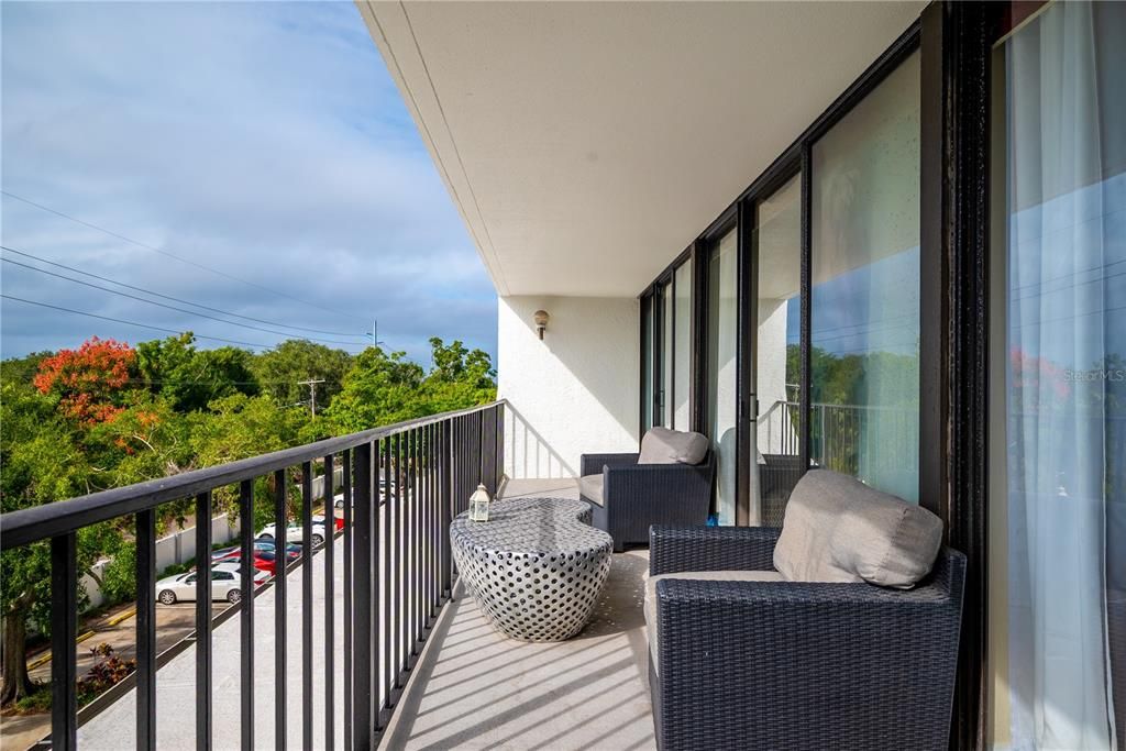 На продажу: $315,000 (2 спален, 2 ванн, 1032 Квадратных фут)