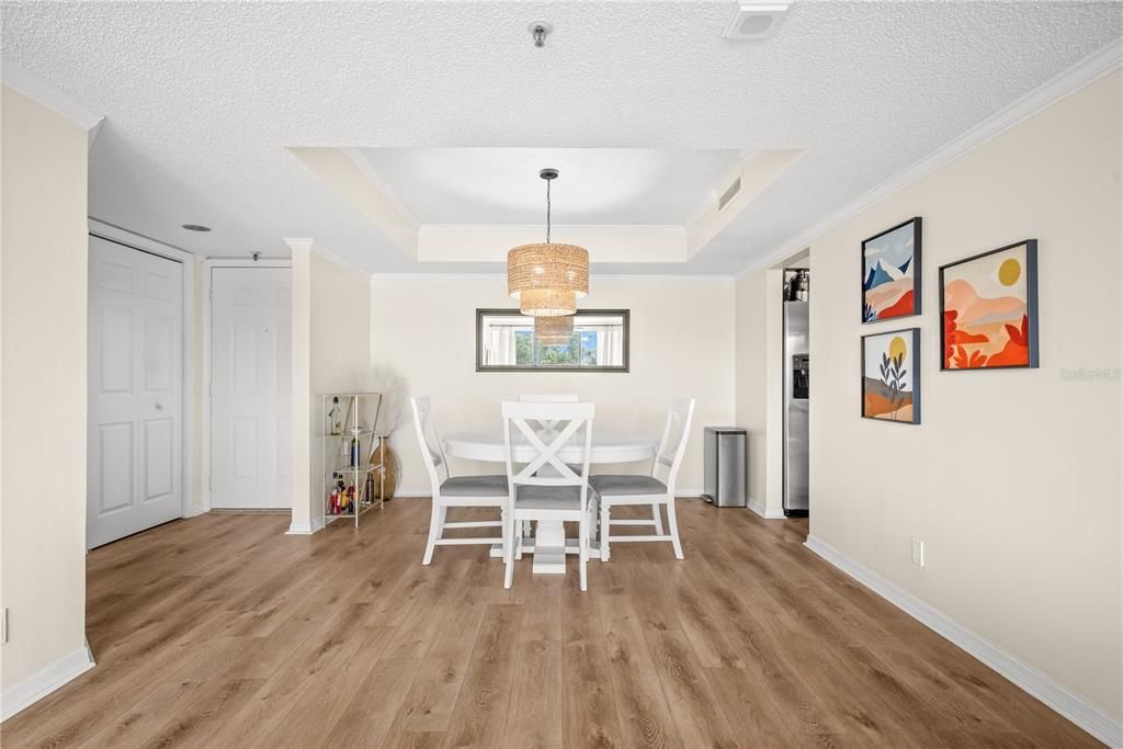 На продажу: $315,000 (2 спален, 2 ванн, 1032 Квадратных фут)