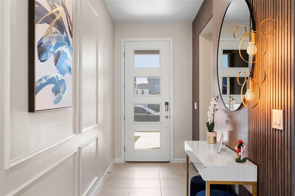 For Sale: $680,000 (6 beds, 4 baths, 2294 Square Feet)