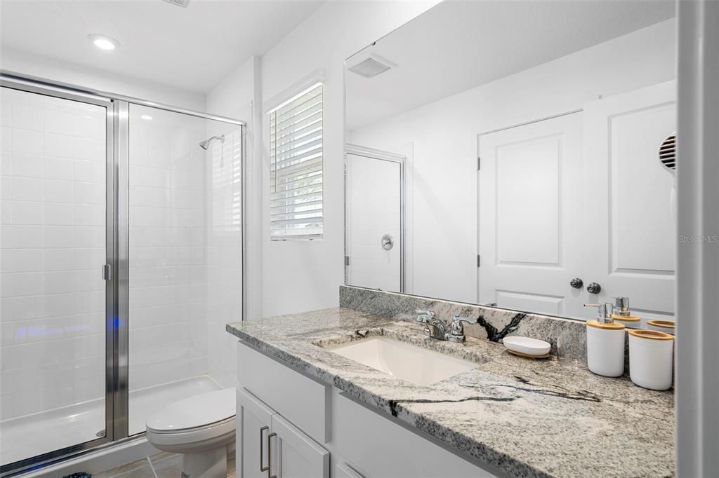 For Sale: $680,000 (6 beds, 4 baths, 2294 Square Feet)