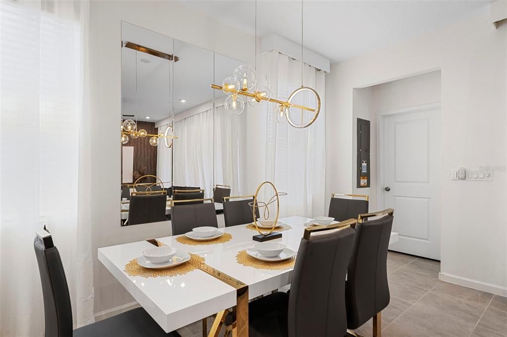 For Sale: $680,000 (6 beds, 4 baths, 2294 Square Feet)