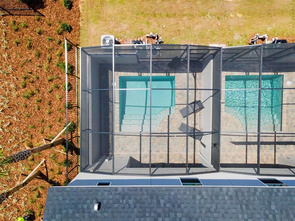 For Sale: $680,000 (6 beds, 4 baths, 2294 Square Feet)