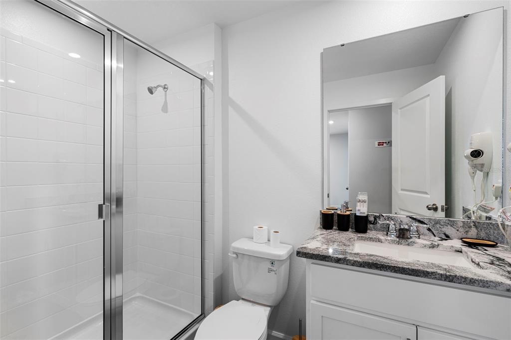 For Sale: $680,000 (6 beds, 4 baths, 2294 Square Feet)