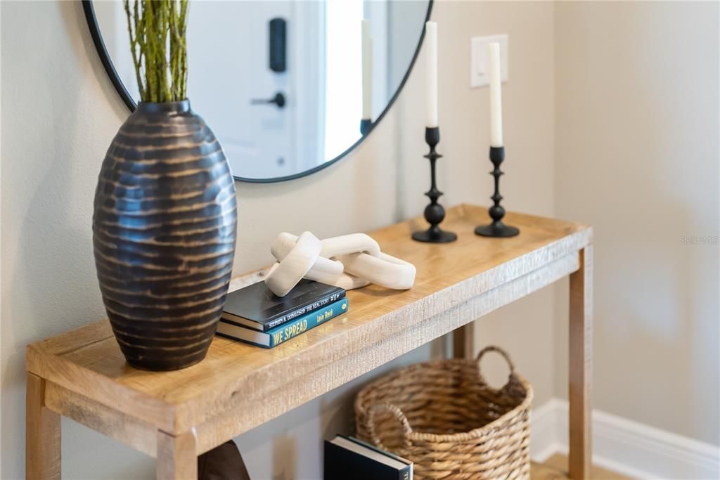 For Sale: $530,000 (3 beds, 2 baths, 1904 Square Feet)