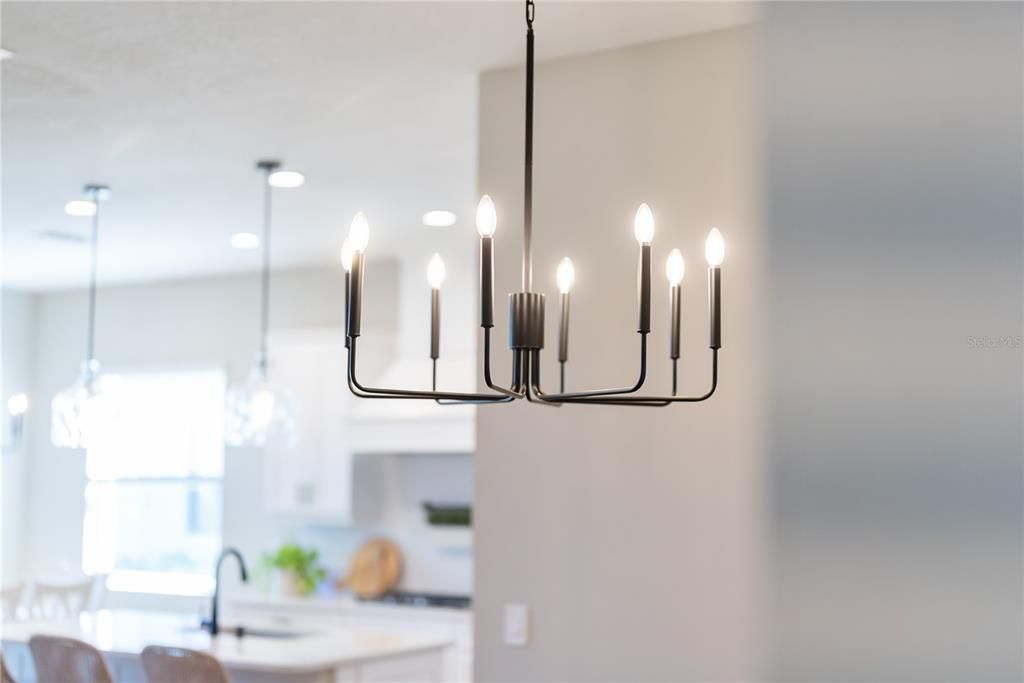 For Sale: $530,000 (3 beds, 2 baths, 1904 Square Feet)