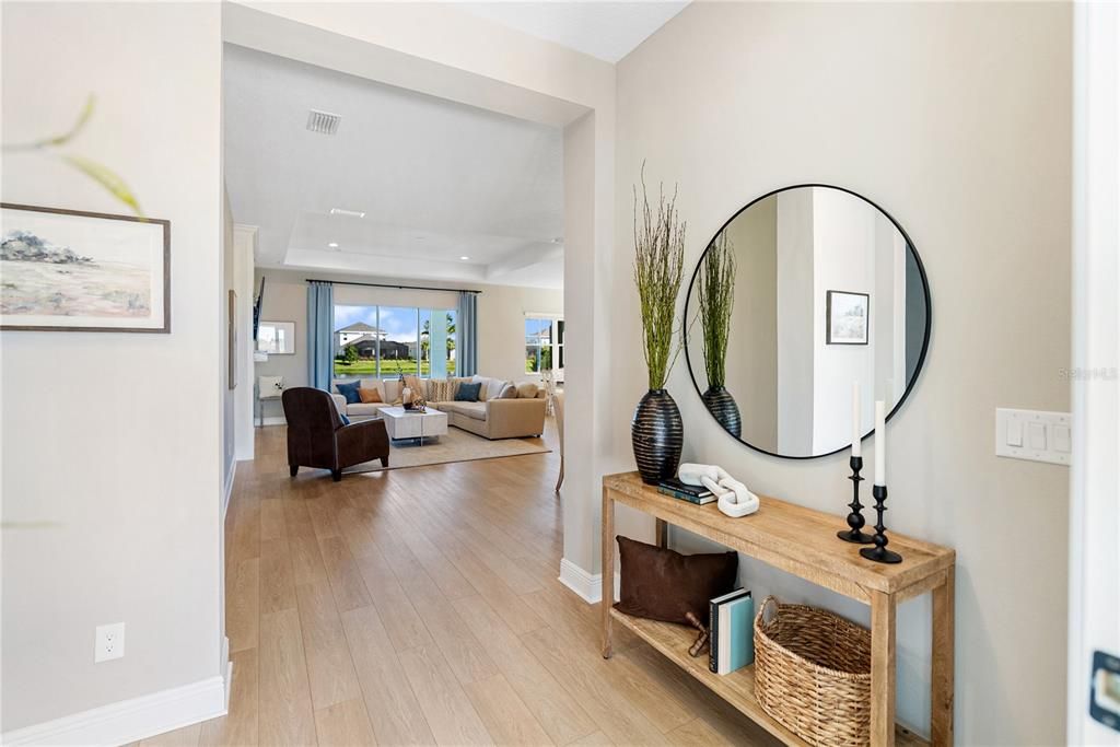 For Sale: $530,000 (3 beds, 2 baths, 1904 Square Feet)