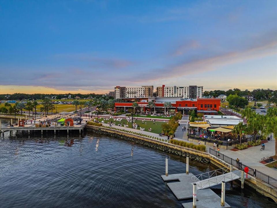 For Sale: $1,750,000 (6 beds, 4 baths, 3564 Square Feet)