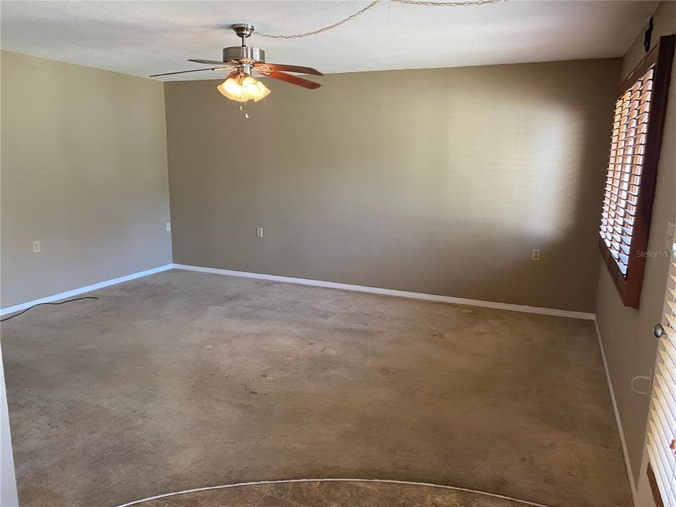 For Sale: $89,500 (2 beds, 1 baths, 874 Square Feet)