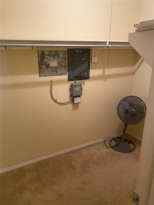 For Sale: $89,500 (2 beds, 1 baths, 874 Square Feet)