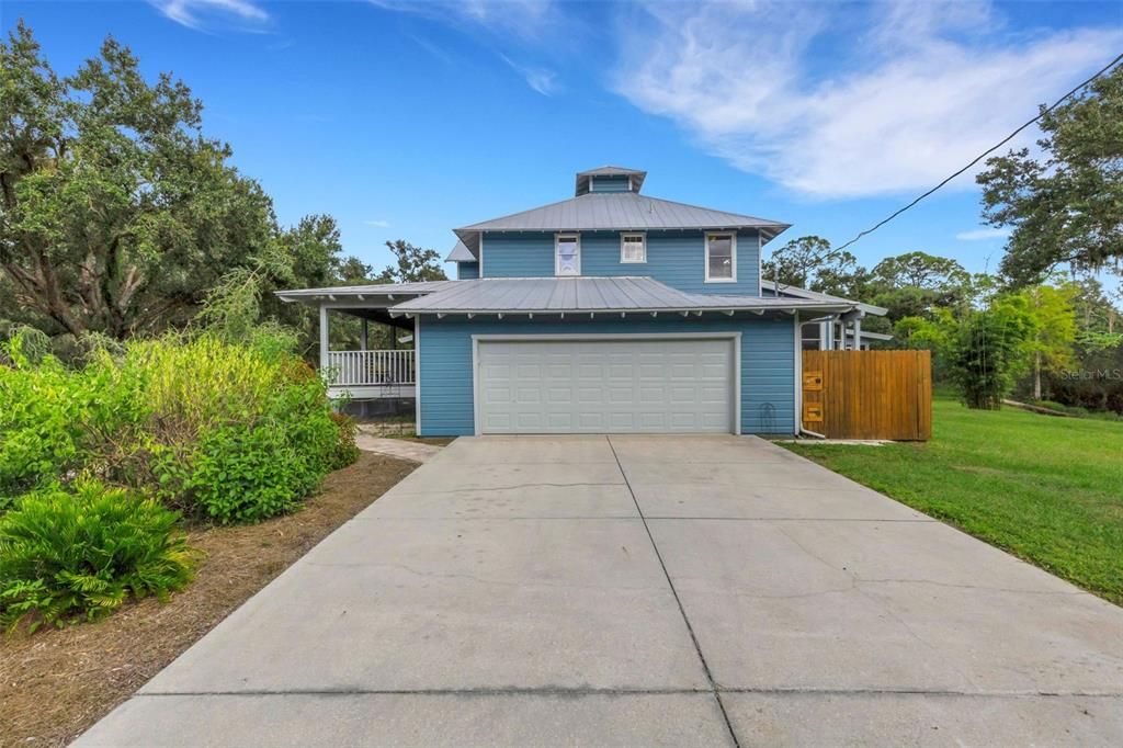 For Sale: $3,750,000 (3 beds, 3 baths, 3794 Square Feet)