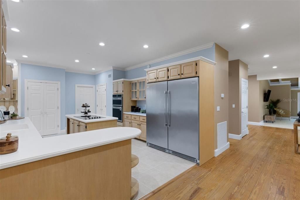 For Sale: $3,750,000 (3 beds, 3 baths, 3794 Square Feet)