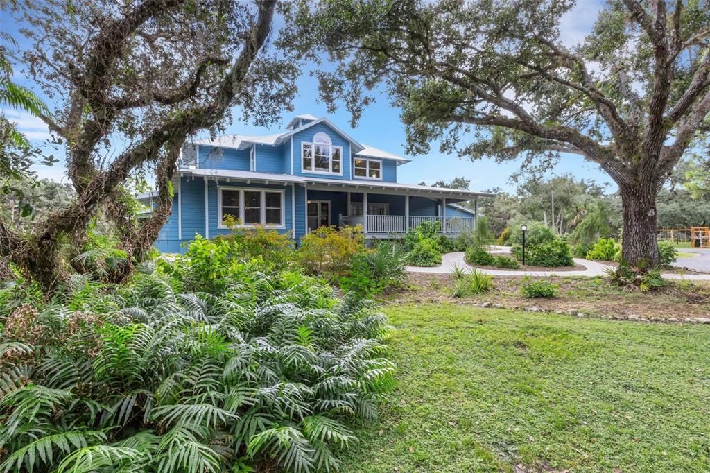 For Sale: $3,750,000 (3 beds, 3 baths, 3794 Square Feet)