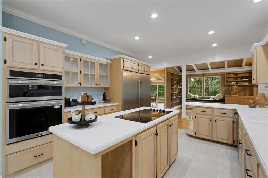 For Sale: $3,750,000 (3 beds, 3 baths, 3794 Square Feet)