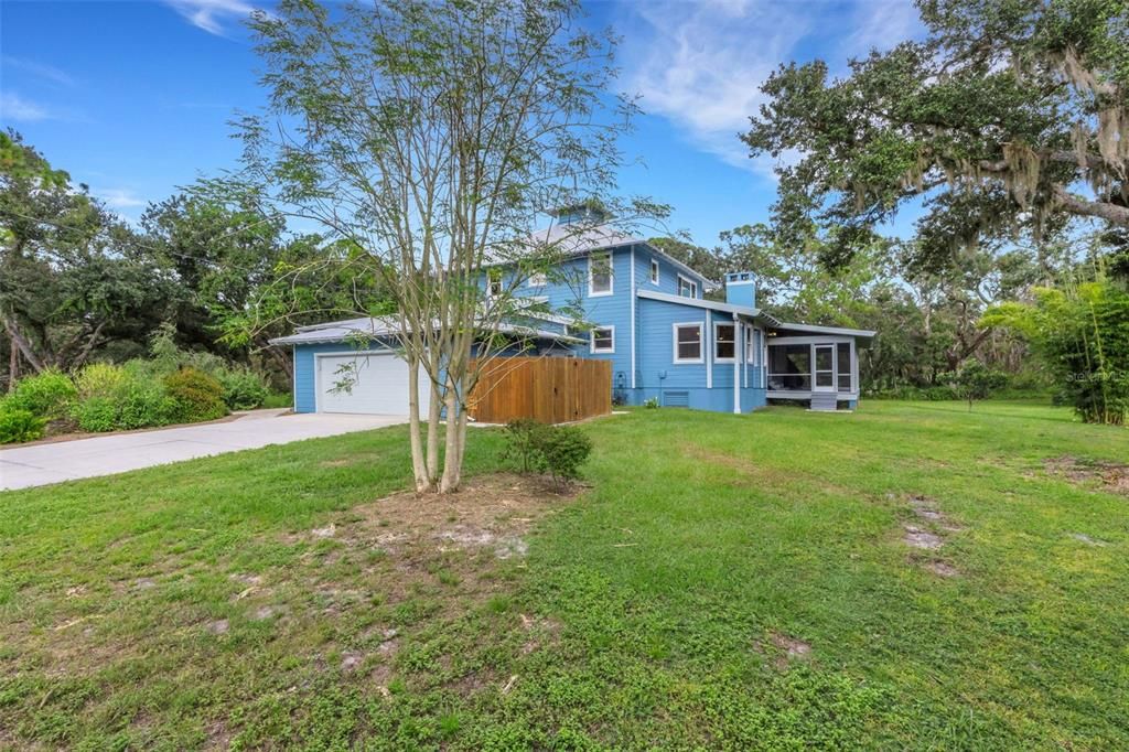 For Sale: $3,750,000 (3 beds, 3 baths, 3794 Square Feet)