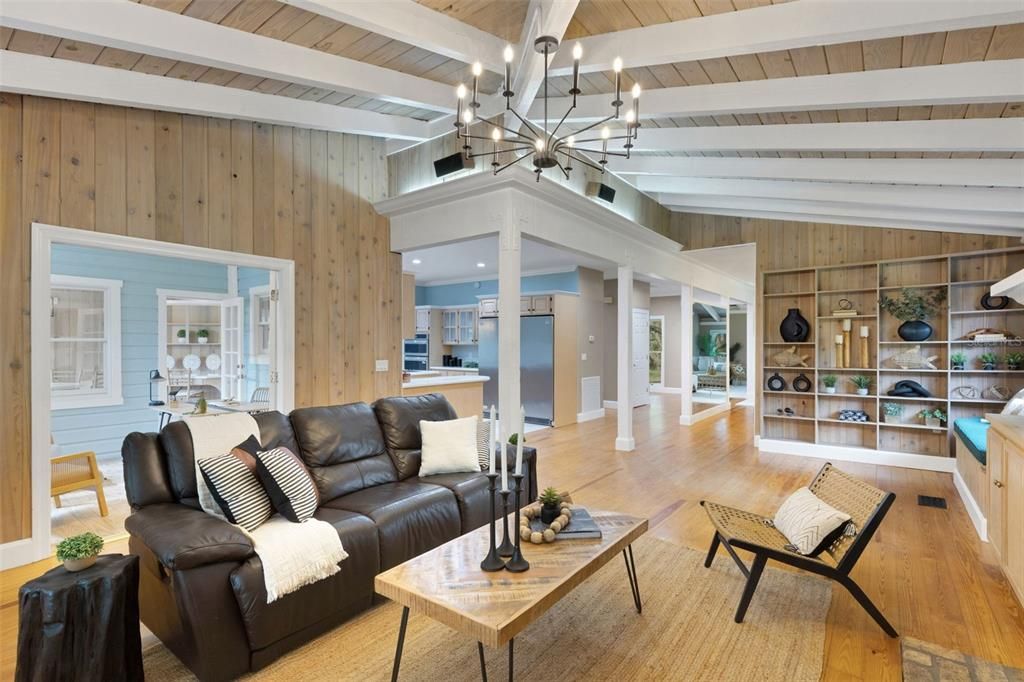 For Sale: $3,750,000 (3 beds, 3 baths, 3794 Square Feet)