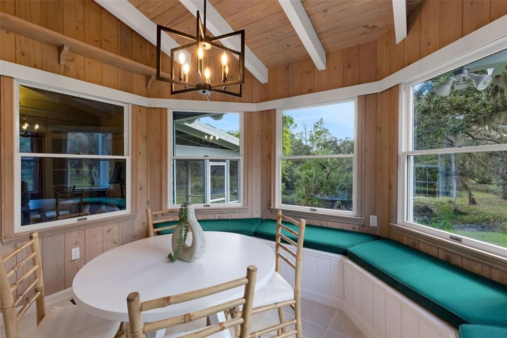 For Sale: $3,750,000 (3 beds, 3 baths, 3794 Square Feet)